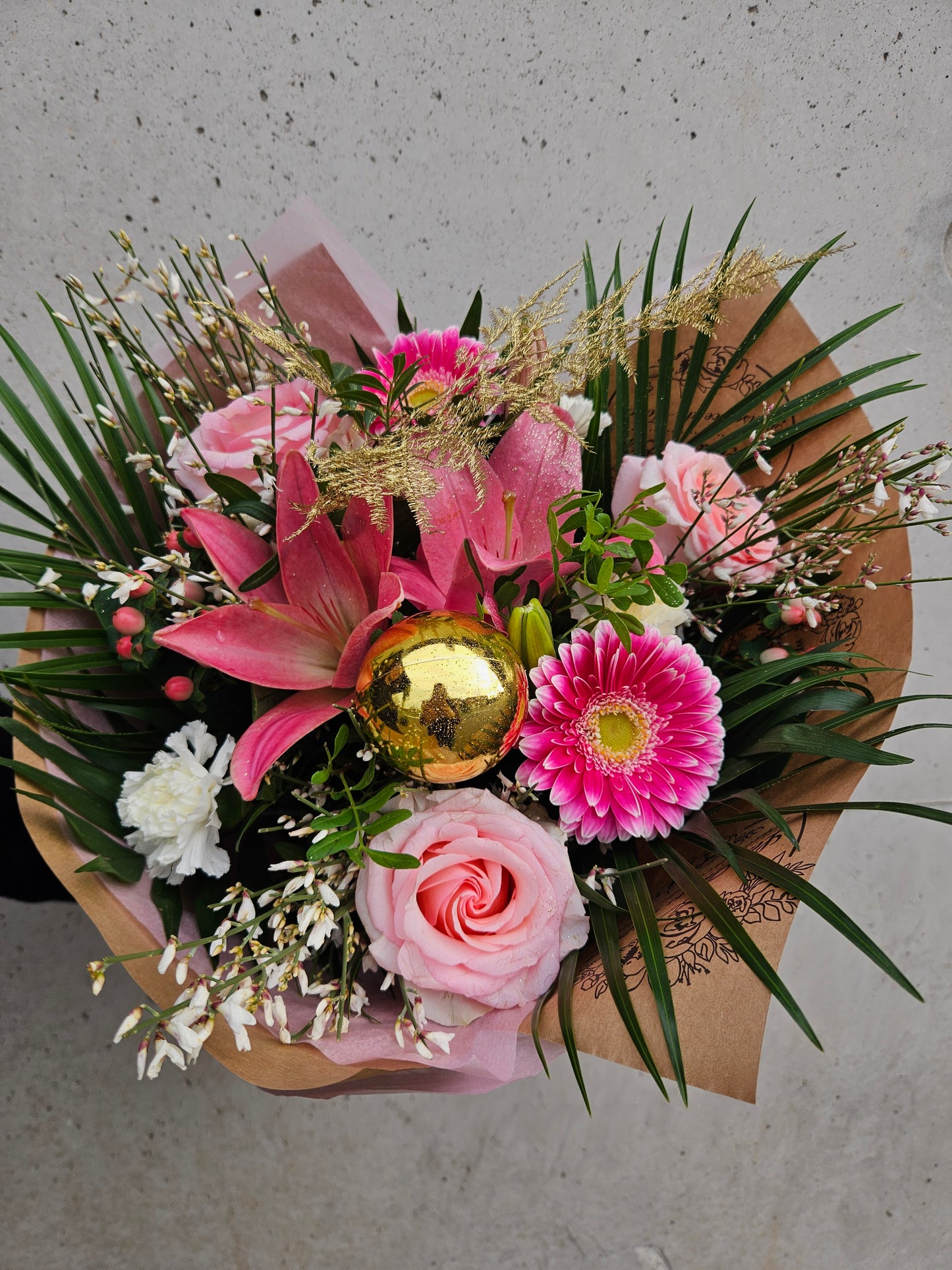 Bouquet "Rose Winter"